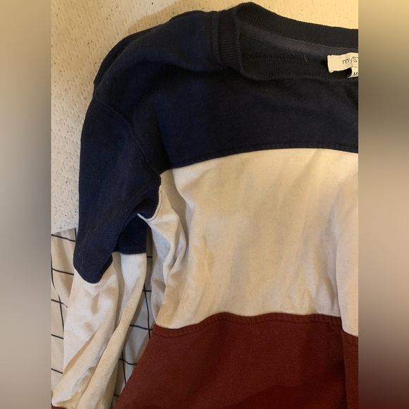 Giant Tiger MyStyle Colour Block Crew Neck Sweatshirt, Size Women’s M - Picture 3 of 4